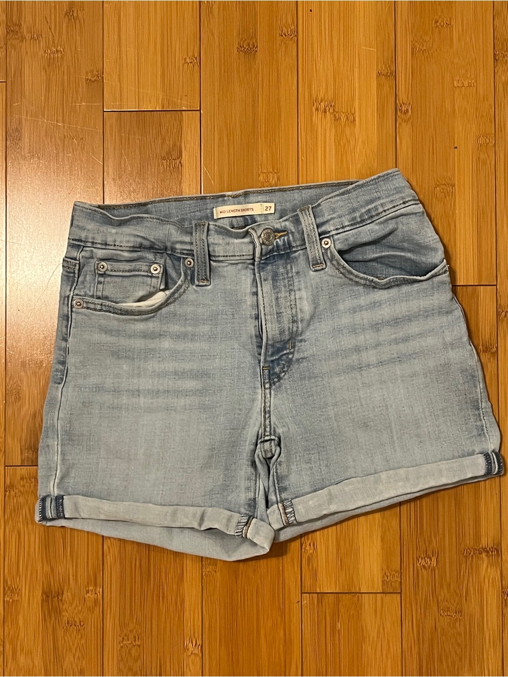 Levi's Light Blue mid length Rolled Cuff Denim Shorts size 27